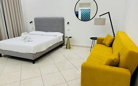 Garibaldi 118 Luxury Apartment